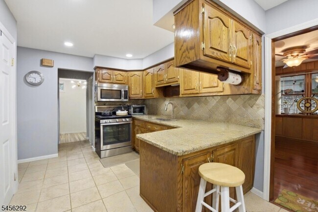 Building Photo - 518 Orchard Pl