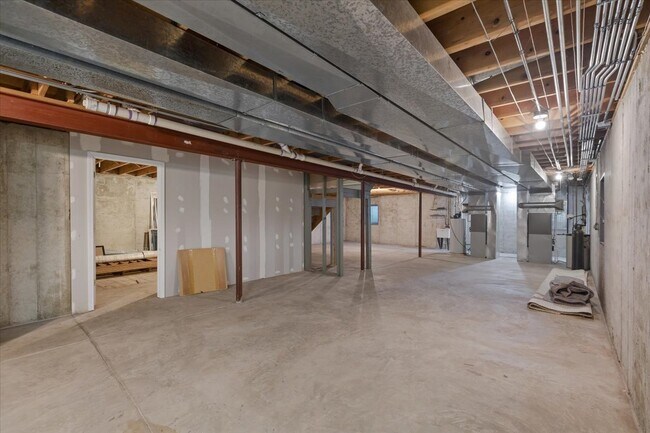 Building Photo - 1055 Knollwood Ln