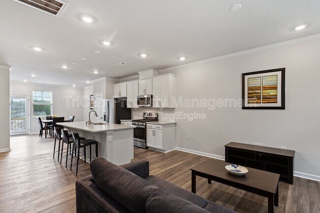 Building Photo - 1721 Chirping Trl