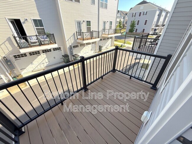 Building Photo - 1612 Aspire St