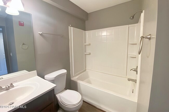 Building Photo - 114 S Virginia St