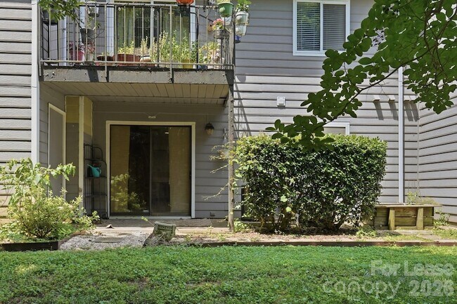 Building Photo - 2900 Heathstead Place