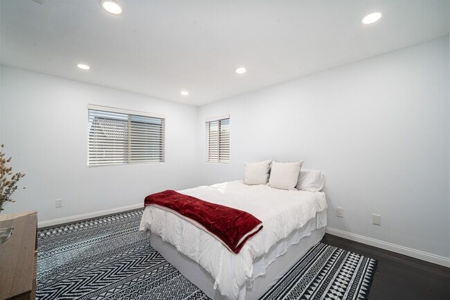 Building Photo - 14557 Cambria Way