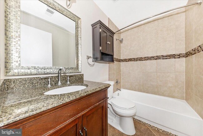 Building Photo - 13205 Cloppers Mill Dr