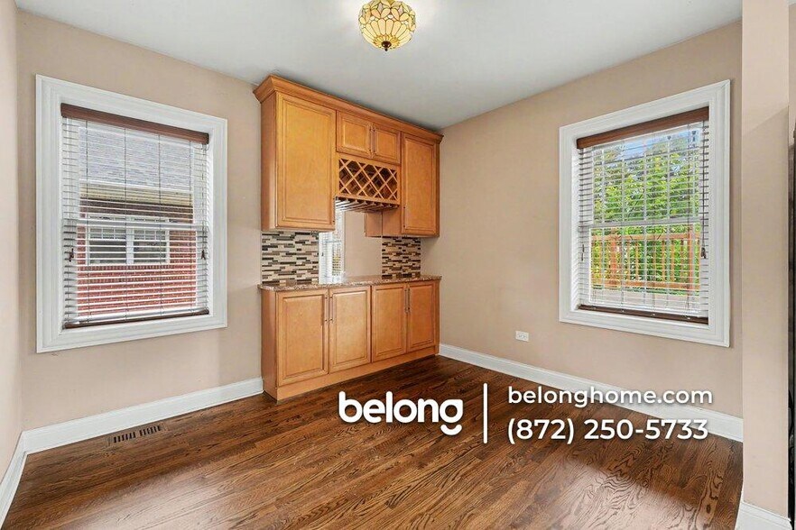 Building Photo - 1718 W 106th Pl