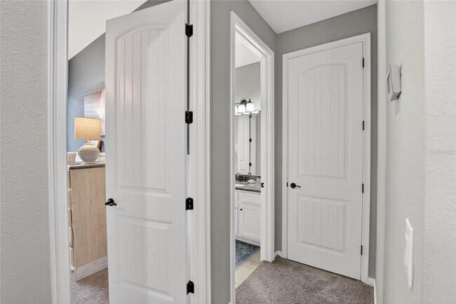 Building Photo - 12313 Prairie Valley Ln