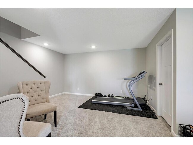 Building Photo - 6743 Bluestem Wy