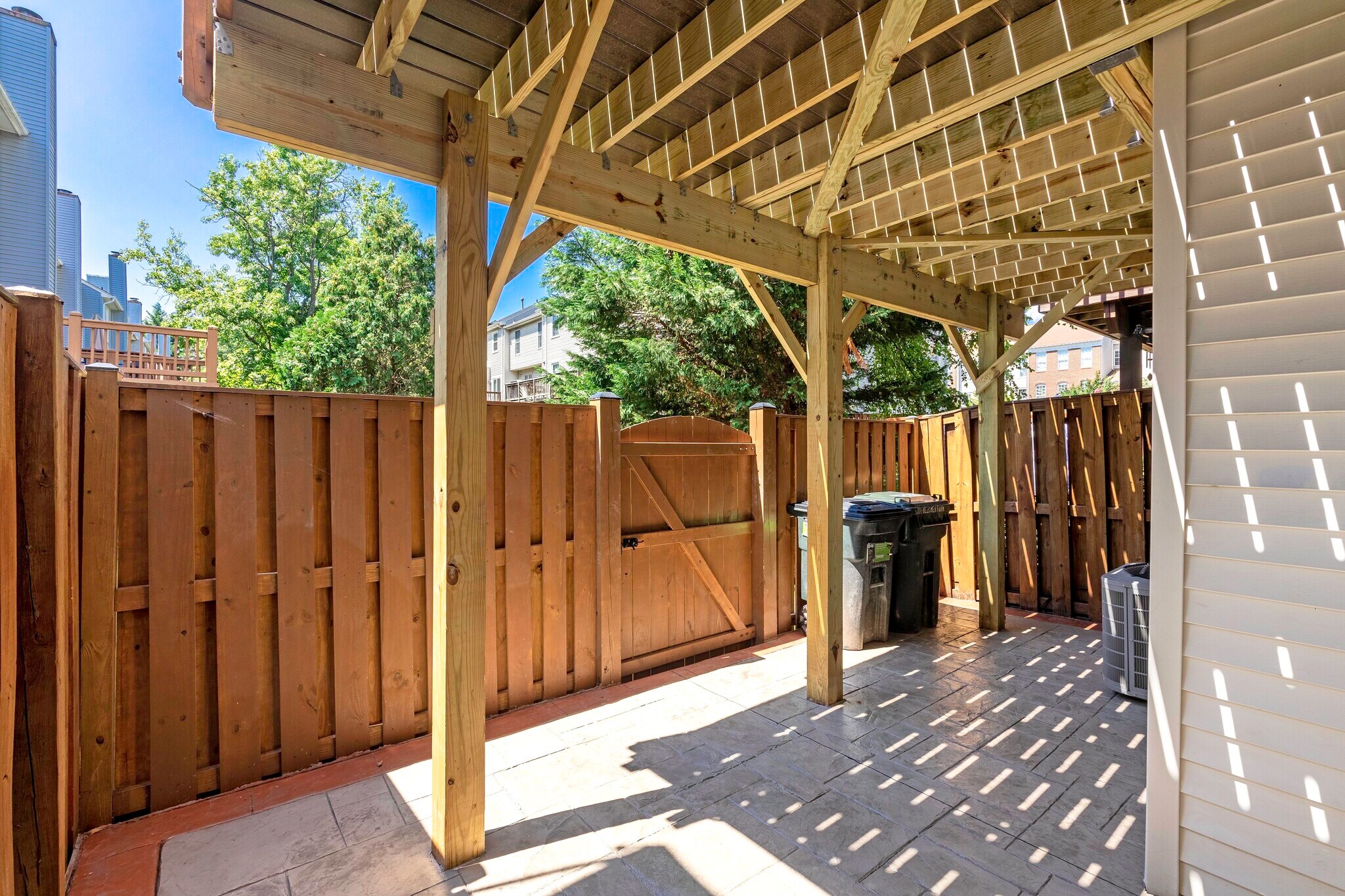 Building Photo - 5708 Belcher Farm Dr