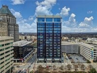 Building Photo - High-Rise Luxury 2 bedroom 2 bathroom cond...