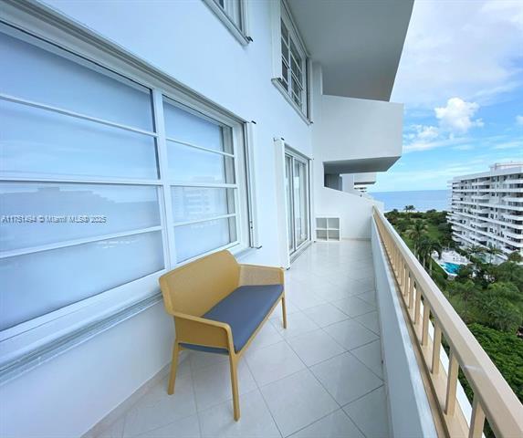 Building Photo - 155 Ocean Lane Dr