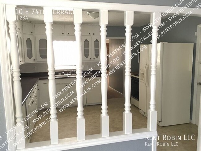 Building Photo - 9010 E 74 Terrace