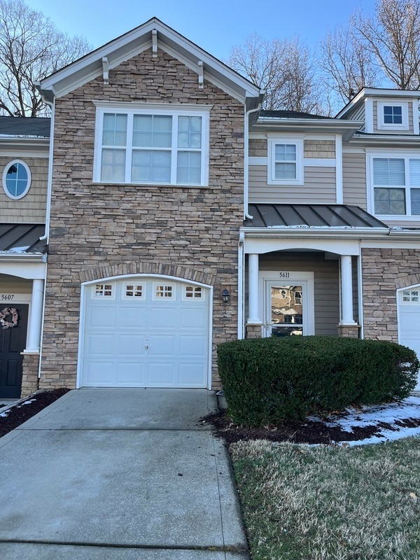 Building Photo - 5611 Tipperlinn Way