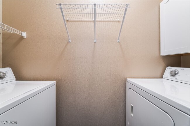 Building Photo - 2900 Sunridge Heights Pkwy