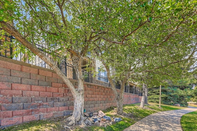 Building Photo - 8951 E Phillips Dr