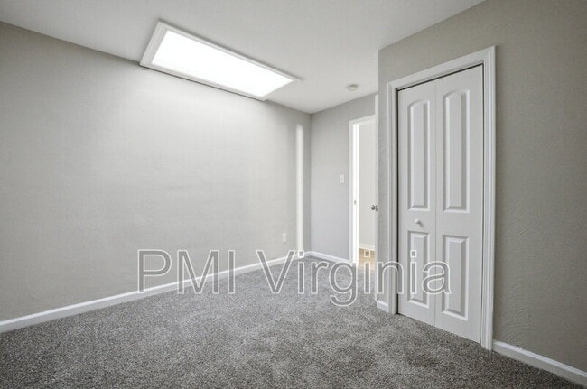 Building Photo - 308 Winchester Dr