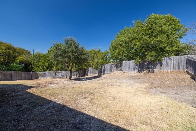 Building Photo - 1408 Biscuit Dr