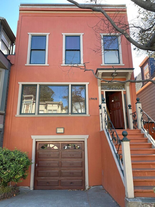 Building Photo - Jr.1BR/1BA Garden Unit NOPA Flat! Laundry!...