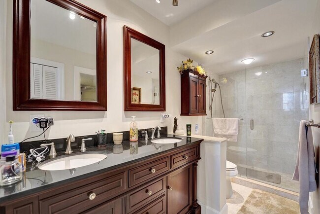 Building Photo - 2000 S Ocean Blvd