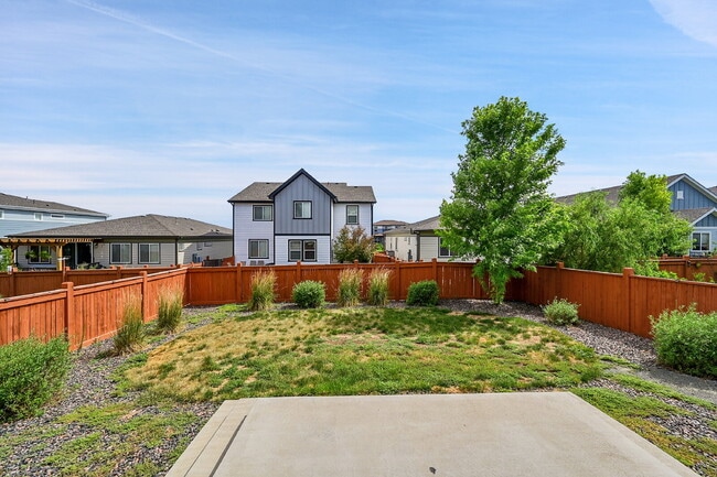 Building Photo - $3,125.00 - 4 Bedroom, 3.5 Bathroom, Singl...