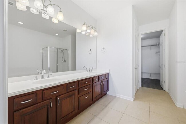 Building Photo - 3356 Robert Trent Jones Dr