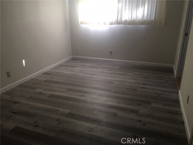 Building Photo - 1559 Royal Way