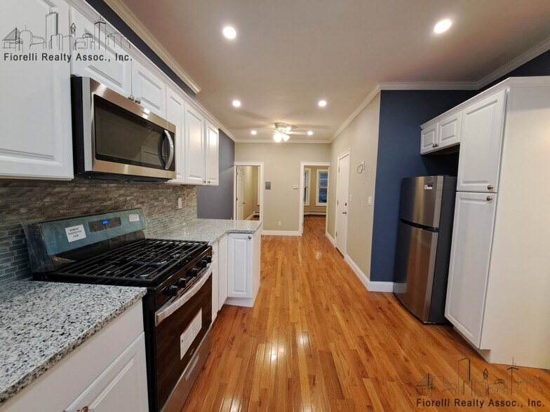 Building Photo - 3 Goodridge Ct