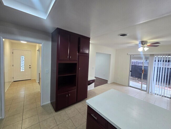 Building Photo - DELTON16572