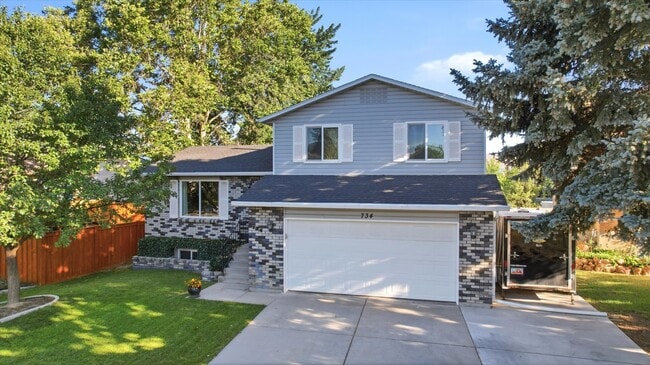 Building Photo - 734 Sandy Dunes Dr