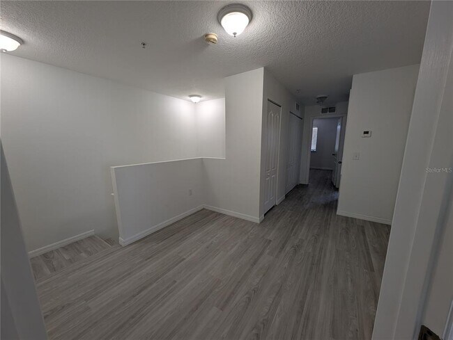 Building Photo - 2203 Chatham Pl Dr