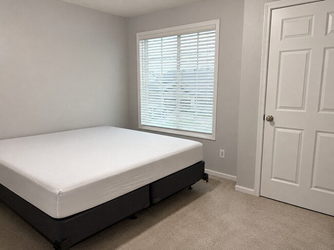 Building Photo - 1740 Tobi Ln