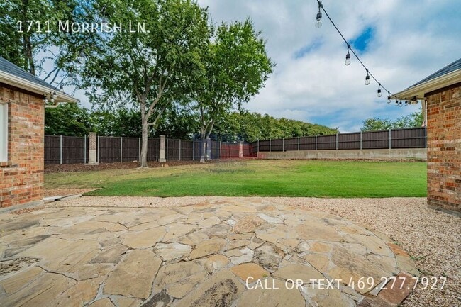 Building Photo - 1711 Morrish Ln