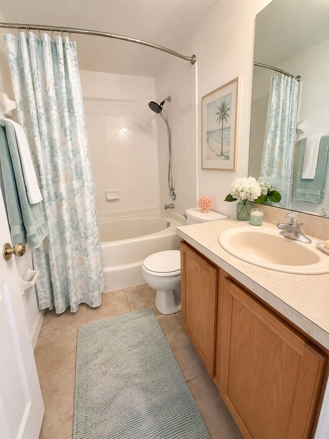 Building Photo - Coquina Key Townhomes Gated community 3/2.5