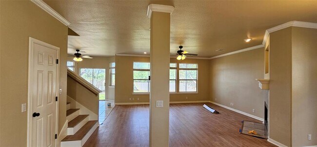 Building Photo - 11505 Emerald Falls Dr