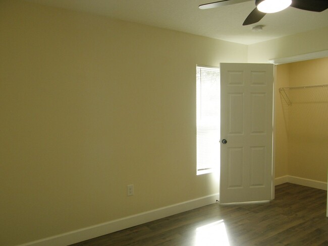 Building Photo - 3 bedroom 2 Bathroom Home for rent in Hist...