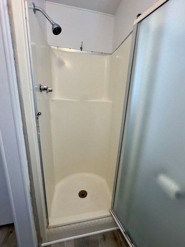 Building Photo - Affordable home