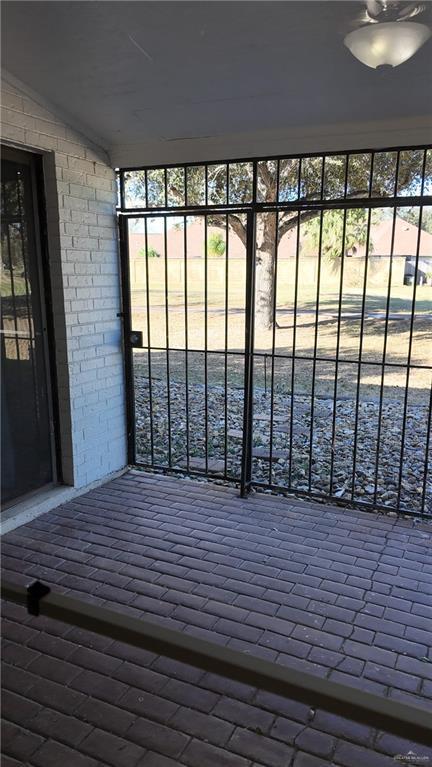 Building Photo - 16 Highland Park Ave