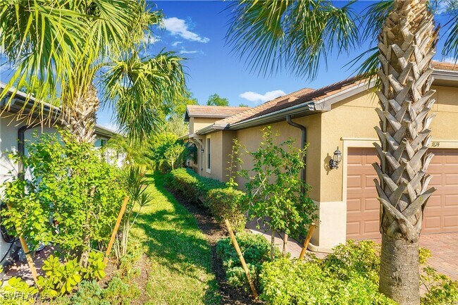 Building Photo - 7674 Jacaranda Ln