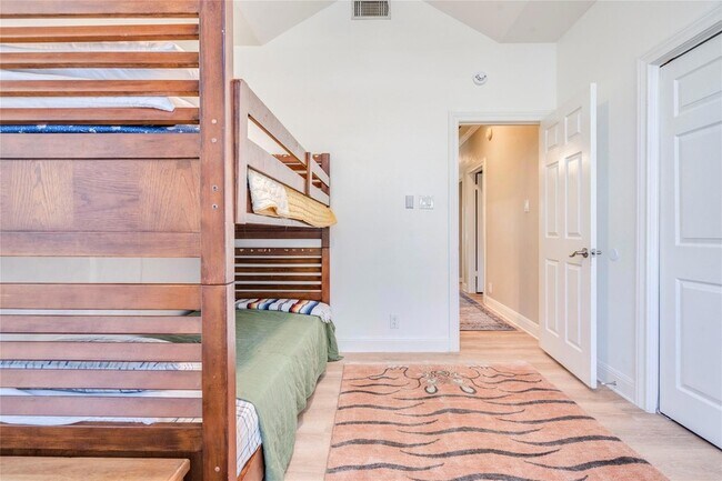 Building Photo - 106 Rupen Ct