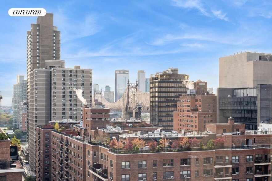 Building Photo - 340 E 64th St