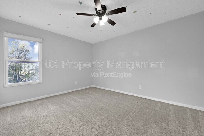 Building Photo - 96 Chenango Dr