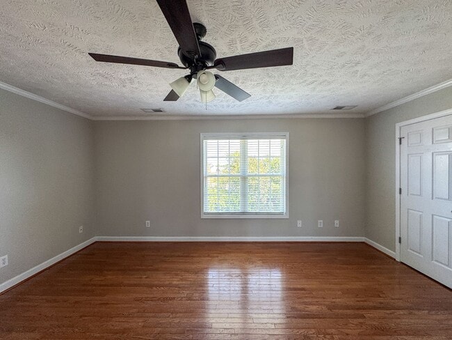 Building Photo - 95 Gloucester Ct