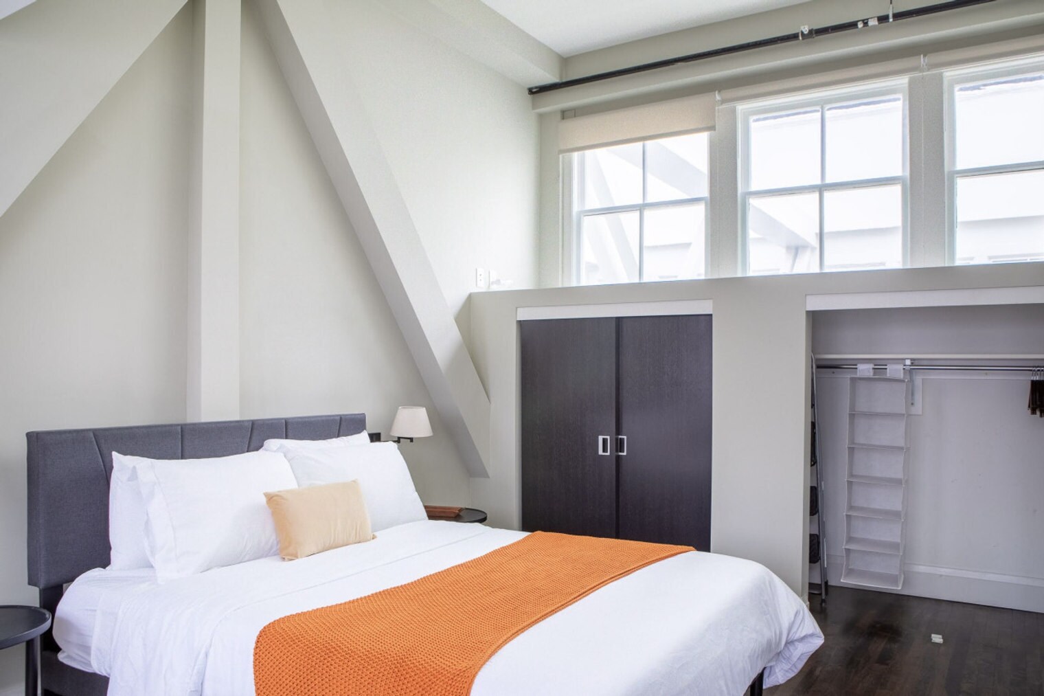 Building Photo - 225 E Michigan St