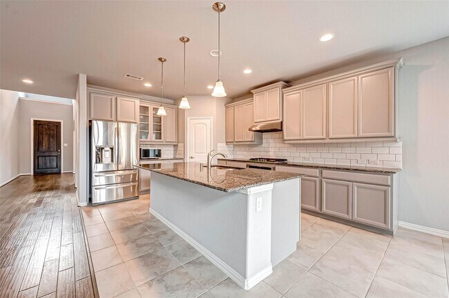 Building Photo - 23514 San Ricci Ct