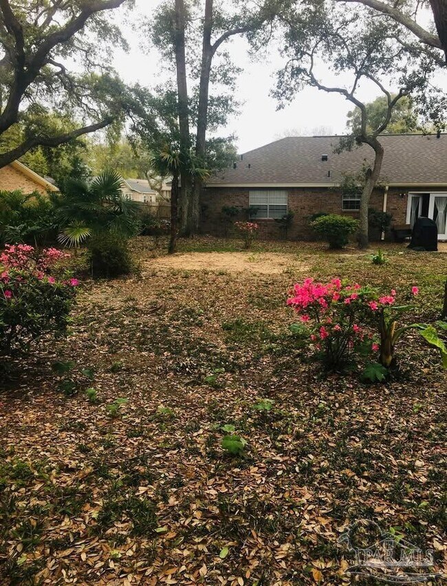 Building Photo - 5705 Admiral Doyle Rd