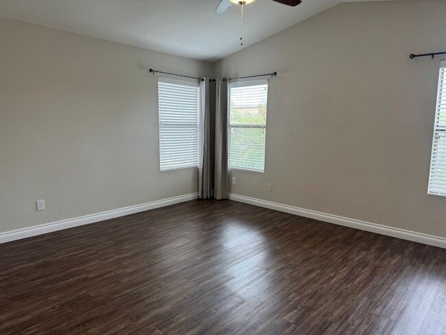 Building Photo - Luxury Scottsdale Rental with Chef’s Kitchen & 3-Car Garage