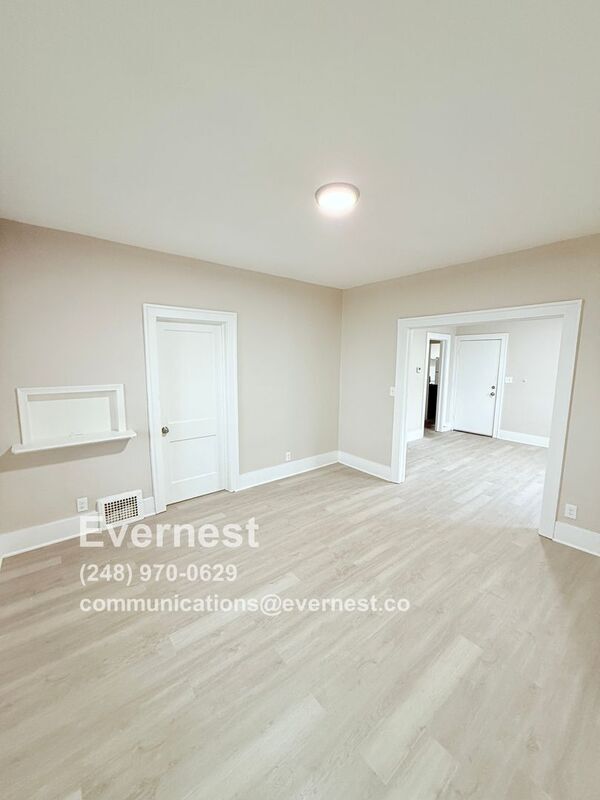 Building Photo - 5440 Milford St