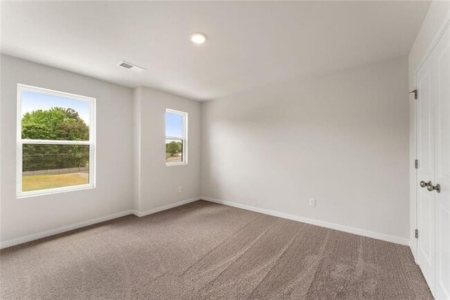 Building Photo - 1303 Farmers Loop