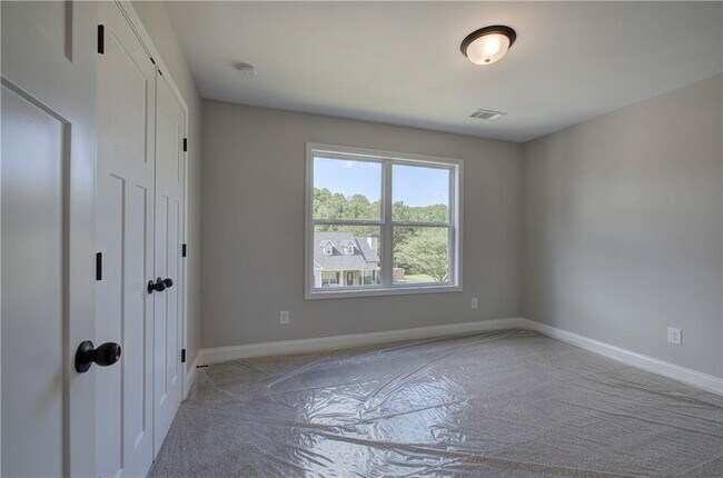 Building Photo - 315 Arbor Cir
