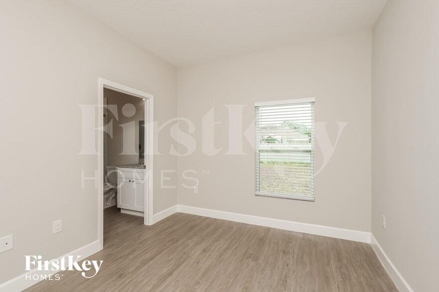 Building Photo - 541 Fellenz St