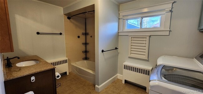 Building Photo - 25 Ferguson Ave